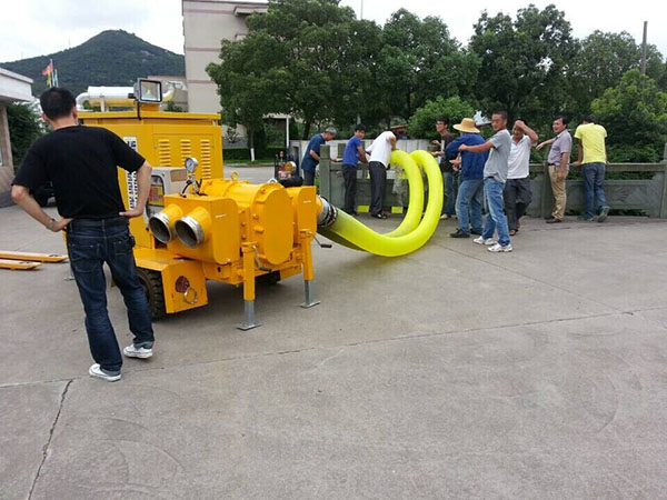 柴油抽水機驗收現場(chǎng)