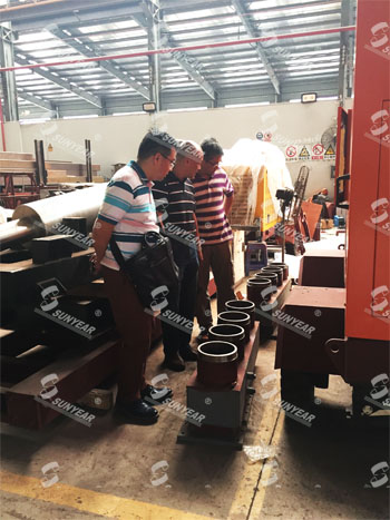 客戶(hù)對柴油機水泵的每個(gè)細節部分都詳細咨詢(xún)