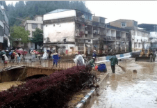 暴雨致梅州2人遇難 強降雨還將持續數日